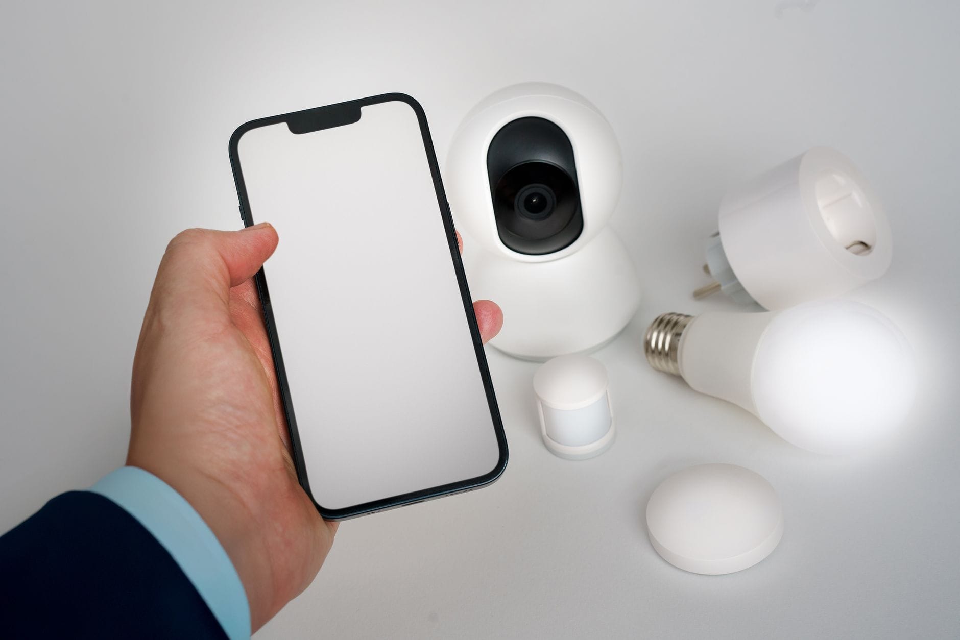 Sterowanie inteligentnym domem z poziomu smartfona